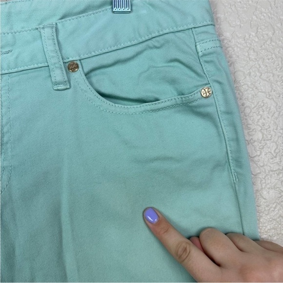 Tory Burch Alexa Cropped Jean Mint Green Goldtone Logo Buttons Size 29 - Picture 6 of 13
